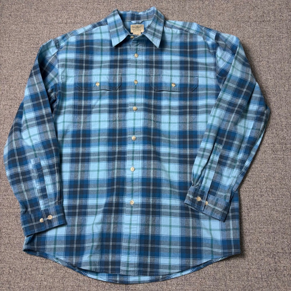L.L. Bean Shirt Mens L-REG Traditional Fit Blue Plaid Button-Down 286410